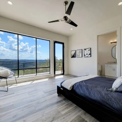 Glam Heated Infinity Pool•Huge Hot Tub•Near Frio River•Incredible Views•Firepit
